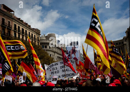 Barcelona, Spain. 1st May, 2017. May Day rally in the center of Barcelona. Credit:  Jordi Boixareu/Alamy Live News Stock Photo