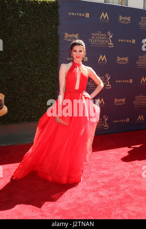 Pasadena, CA, USA. 30th Apr, 2017. LOS ANGELES - APR 30: Kate Mansi at the 44th Daytime Emmy Awards - Arrivals at the Pasadena Civic Auditorium on April 30, 2017 in Pasadena, CA Credit: Kathy Hutchins/via ZUMA Wire/ZUMA Wire/Alamy Live News Stock Photo