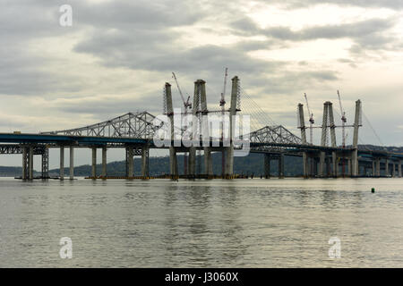 The new Tappan Zee bridge under construction across the Hudson River in New York. Stock Photo