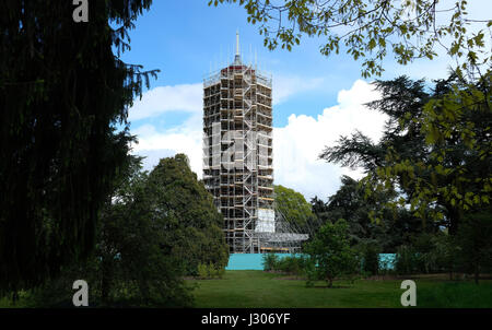 Scaffolding covers the 163 foot tall Great Pagoda in the Royal Botanic Gardens, Kew, south west London, which is undergoing a £4.5 million major conservation project that will see it returned to its 18th-century splendour and re-opened to the public permanently in 2018. Stock Photo