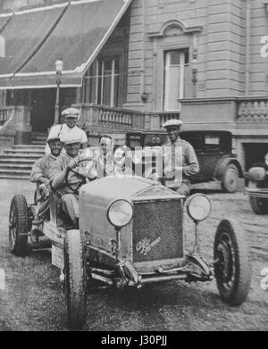 Tazio Nuvolari e al volante dell'Alfa Romeo Stock Photo