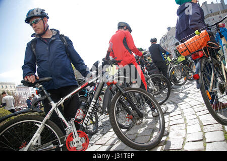 Bydgoszcz, Poland. 1st May, 2017. People are seen taking part in a specially oraganized critical mass cycling event. In Poland the first of May is an official day off and is also called labour day. In cities activities are organized centered around health and active lifestyle. Credit: Jaap Arriens/Alamy Live News Stock Photo