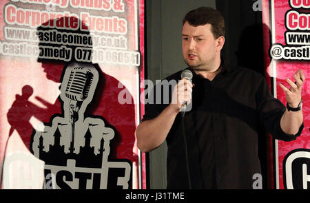 Biggleswade, UK. 01st May, 2017. Craig Murray - from Plusnet broadband TV ad and one of the hottest talents on the UK comedy circuit - performs at Castle Comedy Club, Biggleswade, Bedfordshire on May 1st 2017 Credit: KEITH MAYHEW/Alamy Live News Stock Photo