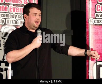 Biggleswade, UK. 01st May, 2017. Craig Murray - from Plusnet broadband TV ad and one of the hottest talents on the UK comedy circuit - performs at Castle Comedy Club, Biggleswade, Bedfordshire on May 1st 2017 Credit: KEITH MAYHEW/Alamy Live News Stock Photo