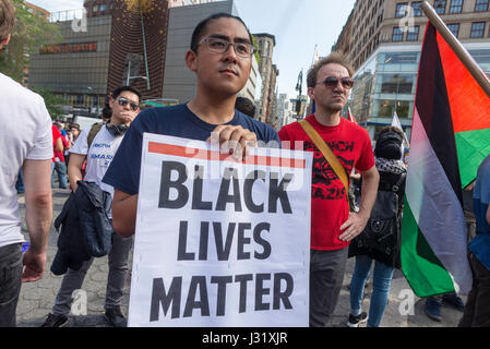 New York, USA. 01st May, 2017. New York, NY 1 May 2017 - May Day/International Workers Day rally in Union Square Park Park. Credit: Stacy Walsh Rosenstock/Alamy Live News Stock Photo