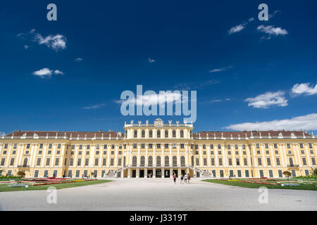VIENNA, AUSTRIA, JULY 4,2016: Tourists visiting Schonbrunn Palace, a former imperial summer residence of Habsburg monarchs located in Vienna. Stock Photo