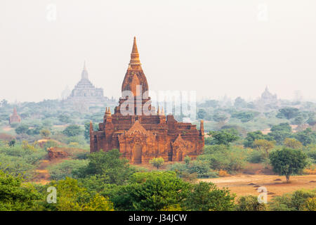 The plains of Bagan (formerly Pagan) in Myanmar (Burma) are home to over 2000 Buddhist Temples and Stupas dating from the 11th to 13th Centuries Stock Photo