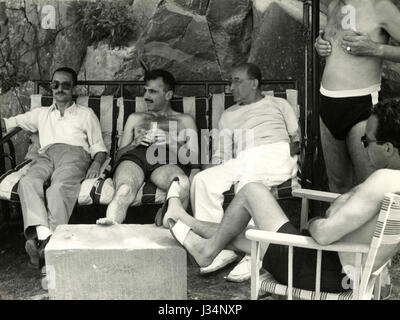 Italian movie director Mario Monicelli and Steno during a pause, 1954 Stock Photo