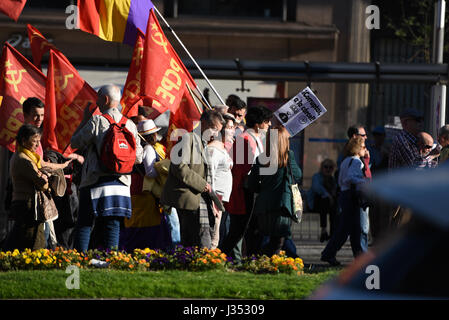 8th Apr, 2017. People waving republican and communist flags during a demonstration in Madrid, Spain, demanding a Spanish Republic Stock Photo