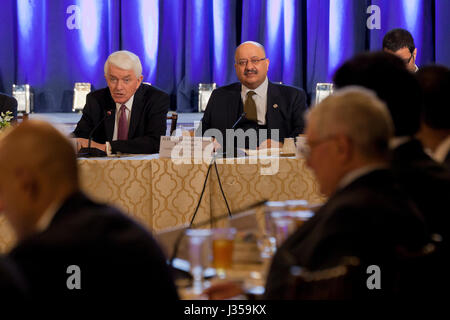 Tom Donohue, CEO/President of US Chamber of Commerce, speaking at US - Saudi CEO Summit  - US Chamber of Commerce, Washington, DC USA Stock Photo
