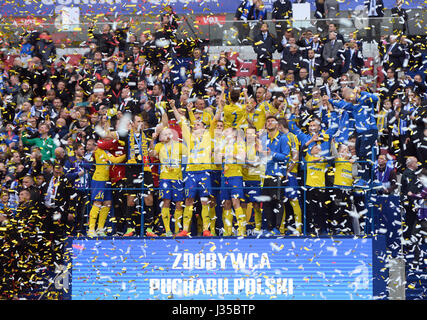 Warsaw, Poland. 2nd May, 2017. Arka Gdynia win the Polish Cup 2017. Credit: LenorKi/Alamy Live News Stock Photo