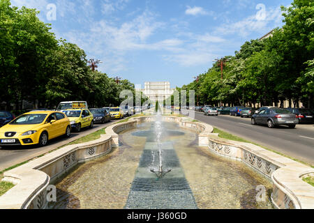 BUCHAREST, ROMANIA - MAY 19, 2015: Rush Hour Traffic In Union Square (Piata Unirii) one of the busiest and largest traffic intersections in downtown B Stock Photo