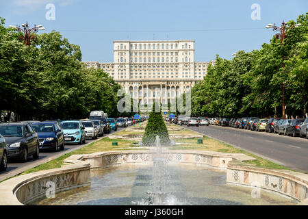 BUCHAREST, ROMANIA - MAY 19, 2015: Rush Hour Traffic In Union Square (Piata Unirii) one of the busiest and largest traffic intersections in downtown B Stock Photo