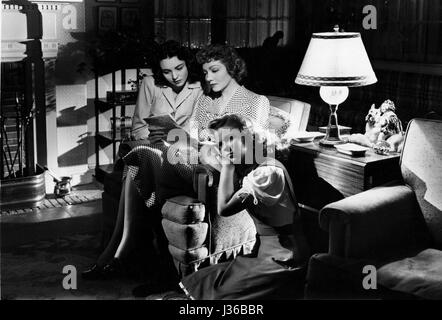 Since You Went Away  Year: 1944 - USA  Directors: John Cromwell, Edward F. Cline  Jennifer Jones, Claudette Colbert, Shirley Temple.  It is forbidden to reproduce the photograph out of context of the promotion of the film. It must be credited to the Film Company and/or the photographer assigned by or authorized by/allowed on the set by the Film Company. Restricted to Editorial Use. Photo12 does not grant publicity rights of the persons represented. Stock Photo