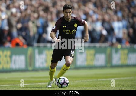 JESUS NAVAS MANCHESTER CITY FC MANCHESTER CITY FC RIVERSIDE STADIUM MIDDLESBROUGH ENGLAND 30 April 2017 Stock Photo