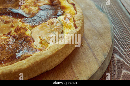 Lohipiirakka - Finnish  salmon pie Stock Photo