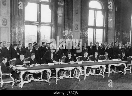 Signing of the Austrian State Treaty, 1955 Stock Photo