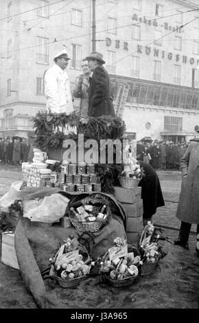 Honoring the top three traffic policemen of Munich, 1952 Stock Photo