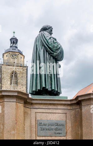 Denkmal für Martin Luther auf dem Marktplatz von Wittenberg; memorial of Luther on the marketplace in Wittenberg Stock Photo