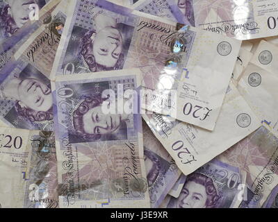 five hundred pounds in cash Stock Photo