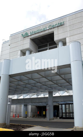 VA Veterans Medical Center building driveway and entrance ...