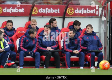 LOUIS VAN GAAL RYAN GIGGS SUNDERLAND FC V MANCHESTER UNITED FC MANAGER SUNDERLAND STADIUM OF LIGHT ENGLAND 13 February 2016 Stock Photo