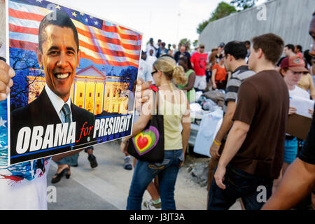 Miami Florida,Biscayne Boulevard,Bicentennial Park,Early Vote for Change Rally,Barack Obama,presidential candidate,campaign,campaigning,political,crow Stock Photo