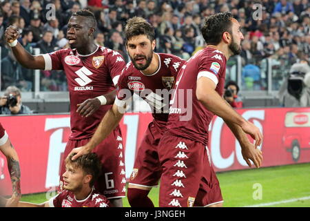 Torino FC players celebrate during the Serie A 2020/21 match between Torino  FC and Benevento Calcio at Stadio Olimpico Grande Torino on May 23, 2021 in  Turin, Italy - Photo ReporterTorino / LiveMedia Stock Photo - Alamy