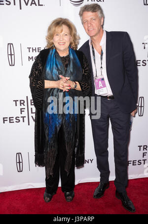 Guy Hector and Brenda Vaccaro attend the Death of a Salesman Broadway