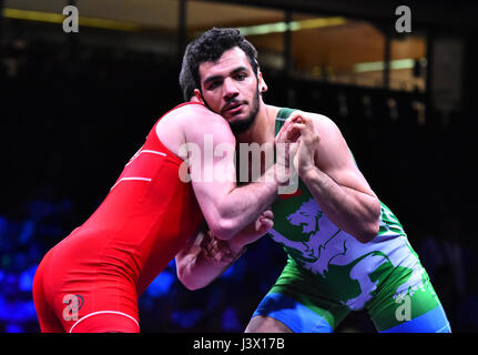 Novi Sad, Serbia. 07th May, 2017. Bulgarian wrestler Tarek Abdelslam won the gold medal in Greco-Roman style in models up to 75 kilograms at the European Wrestling Championship in Novi Sad. In the final he won Chingiz Labazanov from Russia score Credit: Nenad Mihajlovic/Alamy Live News Stock Photo