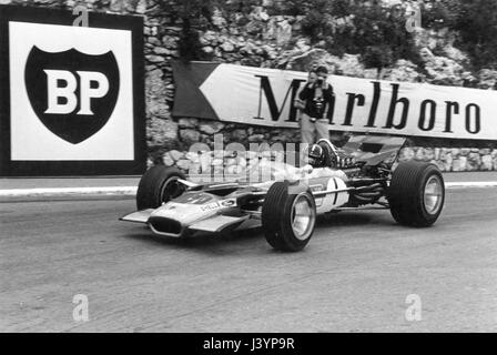 1969-lotus-49b-graham-hill-