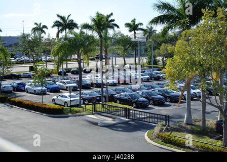 New Chevrolet vehicles parked on the lot ready to be sold. Grieco Chevrolet Fort Lauderdale Florida May 2017. Chevrolet is a division of General Motor Stock Photo