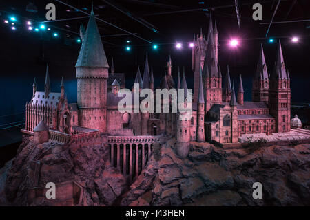 File:Hogwarts School, The Making of Harry Potter, Warner Bros