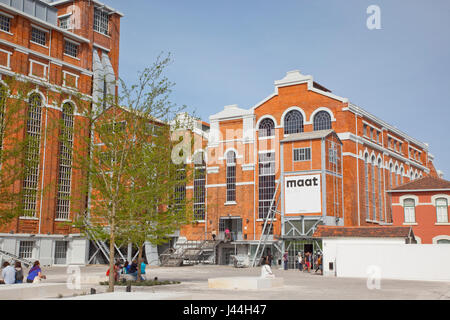 Portugal, Estredmadura, Lisbon, Belem, MAAT, Museum of Art, Architecture and Technology on the banks of the river Tagus housed in former power station Stock Photo