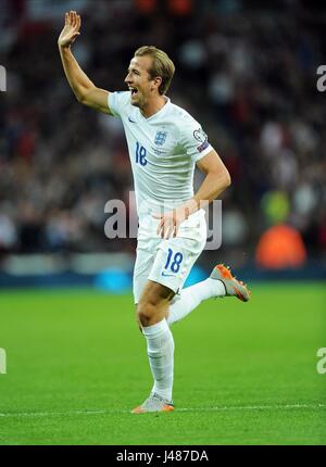 HARRY KANE OF ENGLAND CELEBRAT ENGLAND V SWITZERLAND WEMBLEY STADIUM LONDON ENGLAND 08 September 2015 Stock Photo