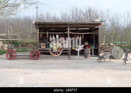 Road side stall in Tropea selling traditional local produce like red onions and chillies direct from the grower. Calabria region, Italy Stock Photo