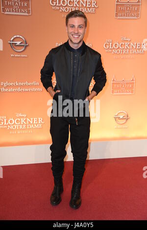 'Der Gloeckner von Notre Dame' musical premiere at Stage Theater des Westens.  Featuring: Jannik Schuemann Where: Berlin, Germany When: 09 Apr 2017 Credit: WENN.com Stock Photo