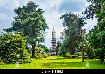 Great Britain, England, Kew Gardens in the London Borough of Richmond upon Thames, view of the ten-storey octagonal Pagoda Stock Photo