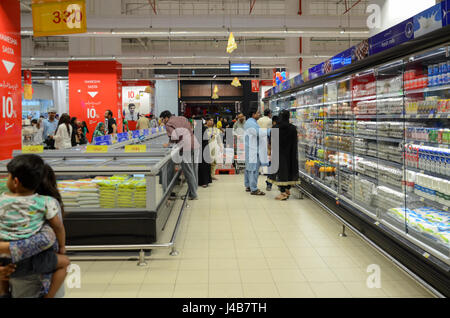 Hyperstar Supermarket at the biggest mall of Pakistan, Emporium Mall, Lahore, Pakistan Stock Photo