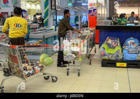 Hyperstar Supermarket at the biggest mall of Pakistan, Emporium Mall, Lahore, Pakistan Stock Photo