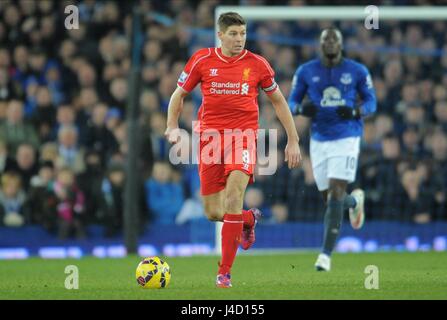 LUKAKU GERRARD MIGNOLET EVERTON FC V LIVERPOOL FC EVERTON FC V LIVERPOOL FC GOODISON PARK EVERTON ENGLAND 07 February 2015 Stock Photo