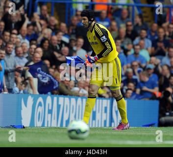 CHELSEA GOALKEEPER PETR CECH C CHELSEA V SUNDERLAND STAMFORD BRIDGE STADIUM LONDON ENGLAND 24 May 2015 Stock Photo