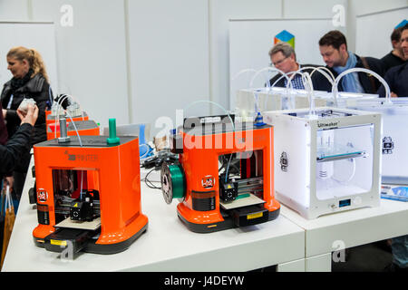 3d printer Da Vinchi mini printing close up process on exhibition Cebit 2017 in Hannover Messe, Germany Stock Photo