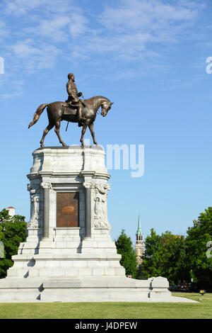 Monument to Confederate General Robert E. Lee, Monument Avenue, Richmond, Virginia, USA Stock Photo