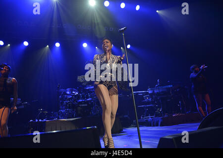 Hollywood, FL, USA. 11th May, 2017. Fantasia performs on stage at Hard Rock Live! in the Seminole Hard Rock Hotel & Casino on May 11, 2017 in Hollywood, Florida. Credit: Mpi10/Media Punch/Alamy Live News Stock Photo