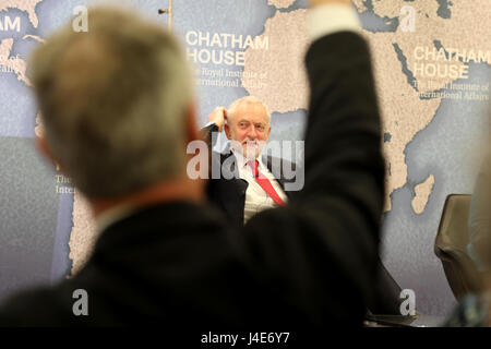 Chatham House, London, UK. 12th May, 2017. Jeremy Corbyn, leader of the Labour Party, takes questions from the audience after delivering a speech on foreign and defence policy at the Chatham House think-tank, during the 2017 UK general election campaign. Credit: Dominic Dudley/Alamy Live News Stock Photo