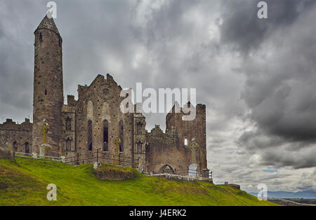 The ruins of the Rock of Cashel, Cashel, County Tipperary, Munster, Republic of Ireland, Europe Stock Photo