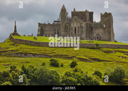 The ruins of the Rock of Cashel, Cashel, County Tipperary, Munster, Republic of Ireland, Europe Stock Photo