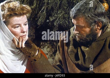 The Lion in Winter  Year: 1968 UK  Director: Anthony Harvey   Katharine Hepburn, Peter O'Toole Photo: Bob Penn.  It is forbidden to reproduce the photograph out of context of the promotion of the film. It must be credited to the Film Company and/or the photographer assigned by or authorized by/allowed on the set by the Film Company. Restricted to Editorial Use. Photo12 does not grant publicity rights of the persons represented. Stock Photo