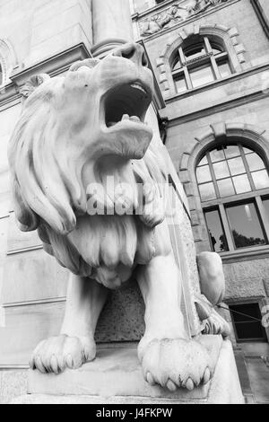 Angle shot fo stone lion near city hall in Hanover, Germany Stock Photo